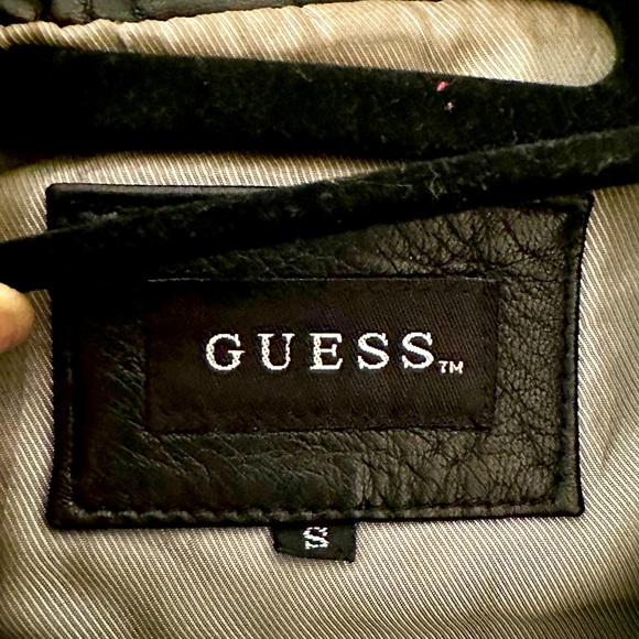 EUC Vintage Guess Black Leather Zip Jacket Size S - Picture 2 of 7
